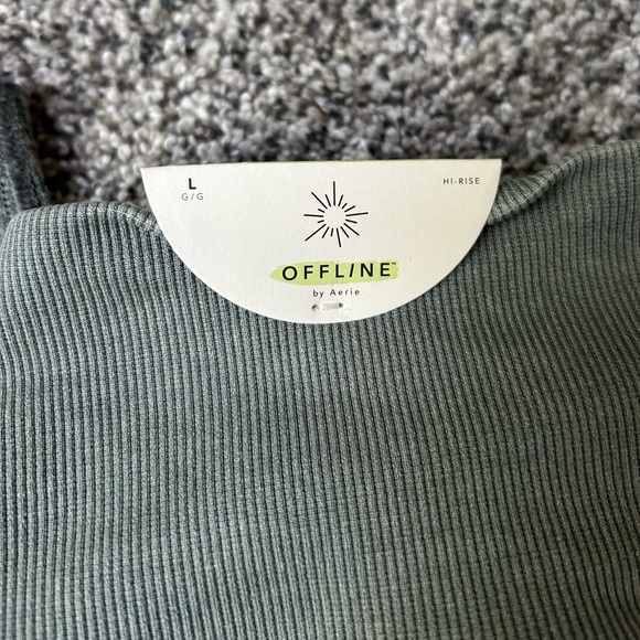 Three pairs of Aerie leggings size large - Picture 4 of 15